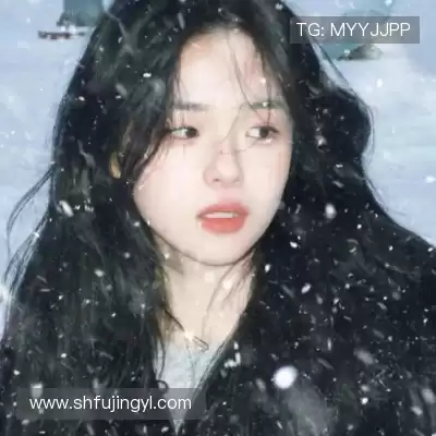 滑颢清
